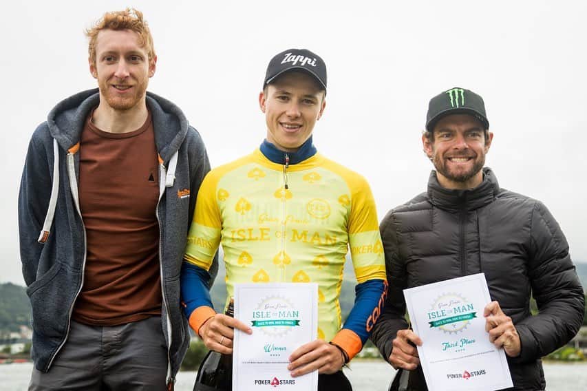 カル・クラッチローのインスタグラム：「Hard day on the pedals yesterday at a very well organised @iomcyclefest , was great fun ! Well done to @PaulPhillipsTT , all of his crew and everyone that took part」