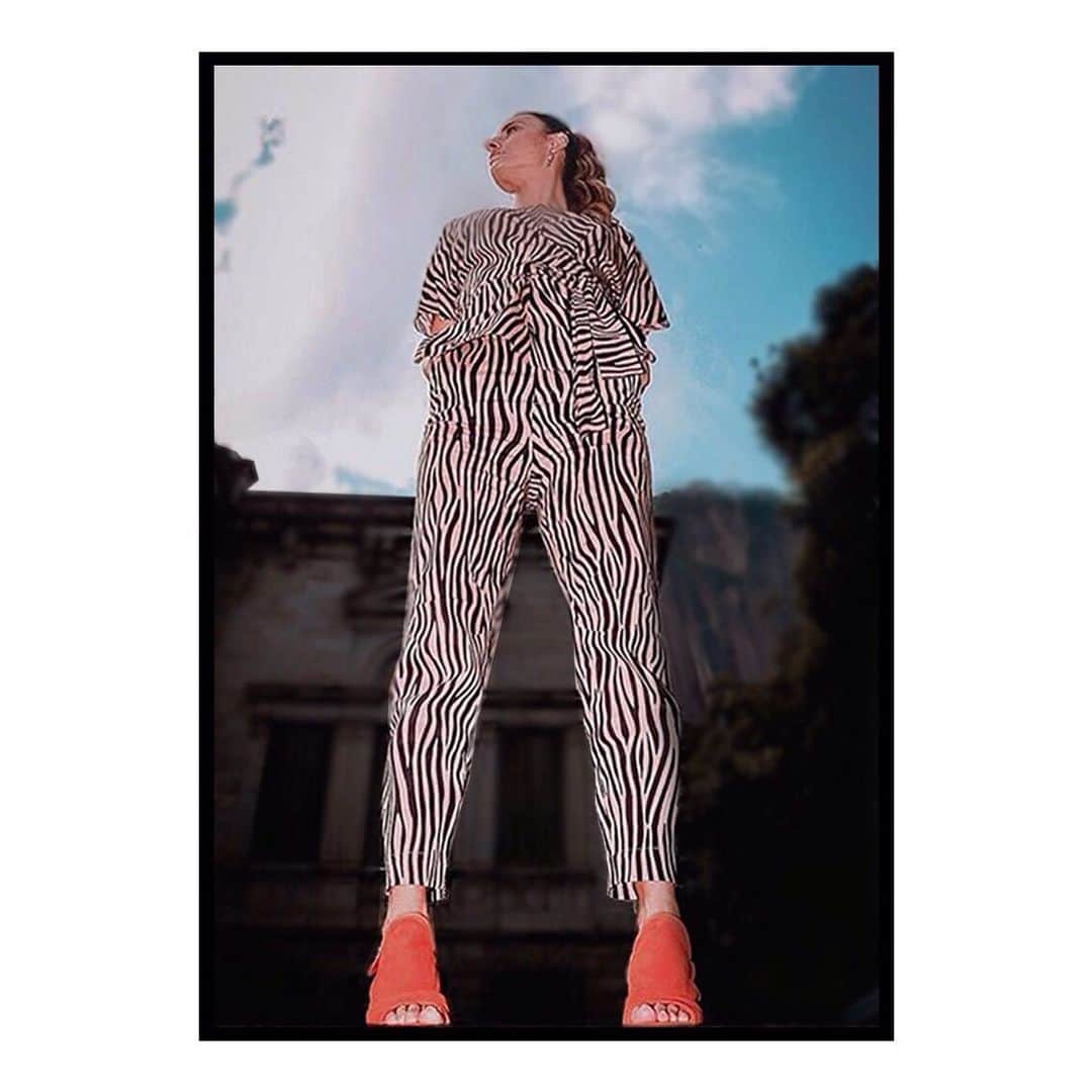 Schutzのインスタグラム：「Wild Monday | @rafaelaramallo in #schutzresort 🧡」