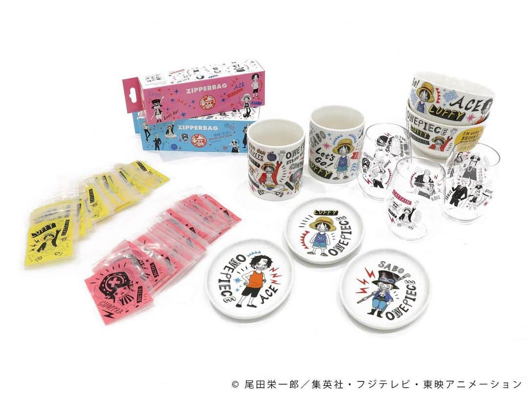 ASOKO ZAKKA STOREさんのインスタグラム写真 - (ASOKO ZAKKA STOREInstagram)「🔥8月3日(土)発売！ASOKO de ONE PIECE🔥  今年放送20周年を迎えた大人気アニメ「ONE PIECE」の劇場版「ONE PIECE STAMPEDE」（8月9日公開）の公開を記念した コラボレーションアイテムを2019年8月3日（土）より発売いたします！  バッグやポーチ、ステーショナリーやキッチン雑貨など、その数なんと94アイテム！ ぜひゲットしてくださいね！！ 【販売店舗】 ASOKO原宿店、神戸ハーバーランドumie店、ららぽーとEXPO CITY店、河原町OPA店、ASOKO＋3COINSイクスピアリ舞浜店 ☆POP UP SHOP ◎札幌・8/3（土）～8/18（日） 札幌エスタ　7階･･･札幌市中央区北5条西2丁目 ◎福岡・8/3（土）～8/18（日） AMU EST･･･福岡市博多区博多駅中央街１?１ ◎大阪・8/7（水）～8/20（火）　 ルクアイーレ 2階 イセタンアーバンマーケット･･･大阪市北区梅田3-1-3 ◎高知・8/9（金）～9/1（日）	 高知 蔦屋書店･･･高知県高知市南御座6-10 ●商品情報の詳細、その他情報はASOKO公式サイトまで　 http://www.asoko-jpn.com/  #ASOKO #ワンピース #ONEPIECE #尾田栄一郎 #麦わらの一味 #eiichirooda #ワンピース20周年 #週刊少年ジャンプ #ルフィ #ゾロ #サンジ #ナミ #ウソップ #チョッパー #ブルック #ロビン #フランキー #エース #サボ #ワンピーススタンピード #ONEPIECESTAMPEDE」7月23日 14時25分 - asokojpn