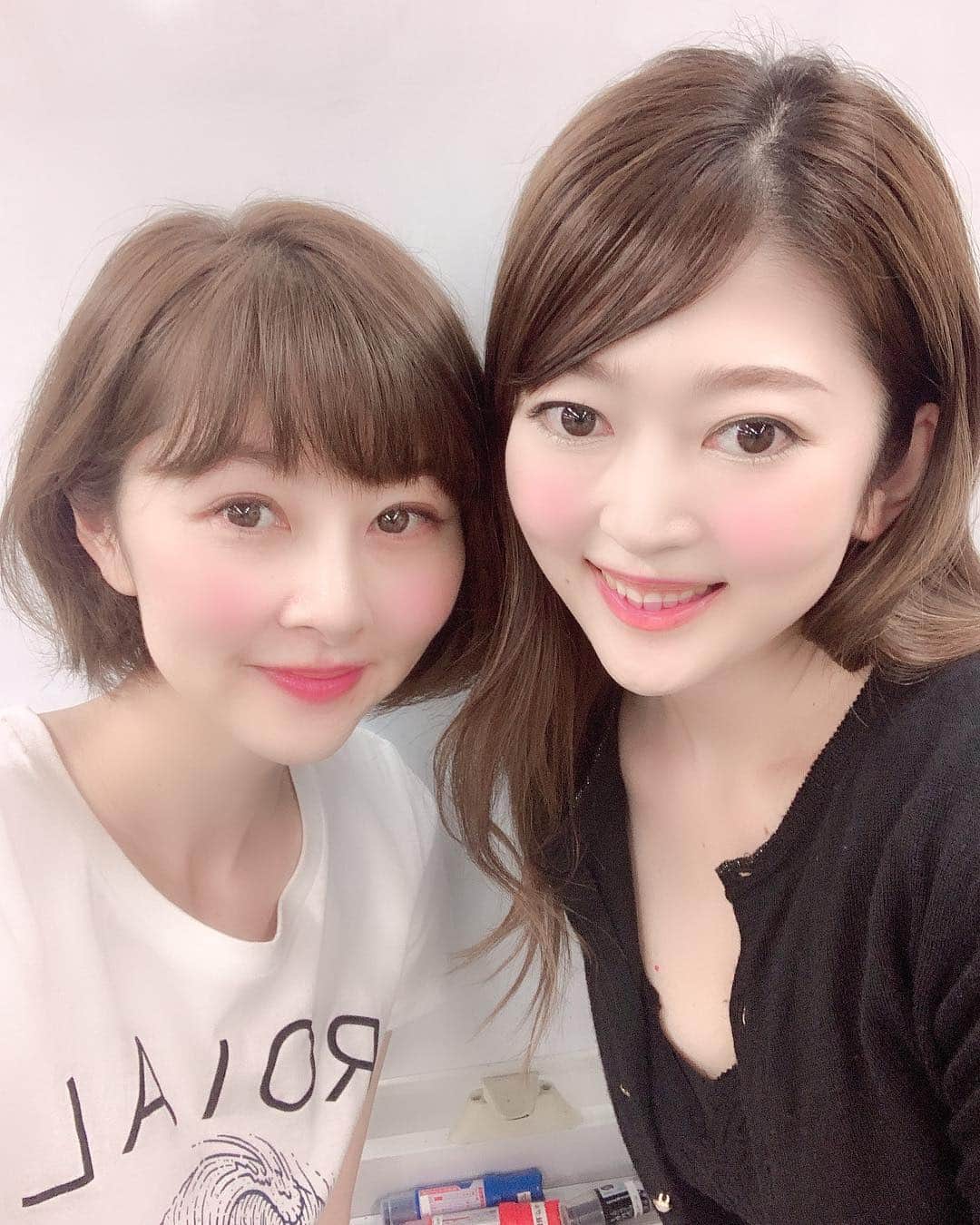 のインスタグラム：「#ヨガレッスン に #ミス日本 #おりもりお ちゃんが参加してくれました😻  #綺麗 で #スタイル抜群 で、ヨガの アーサナもバッチリ決まってましたぁ😍💓 りおちゃんありがとう〜^ ^♡ #yoga #ヨガ #相沢礼子」
