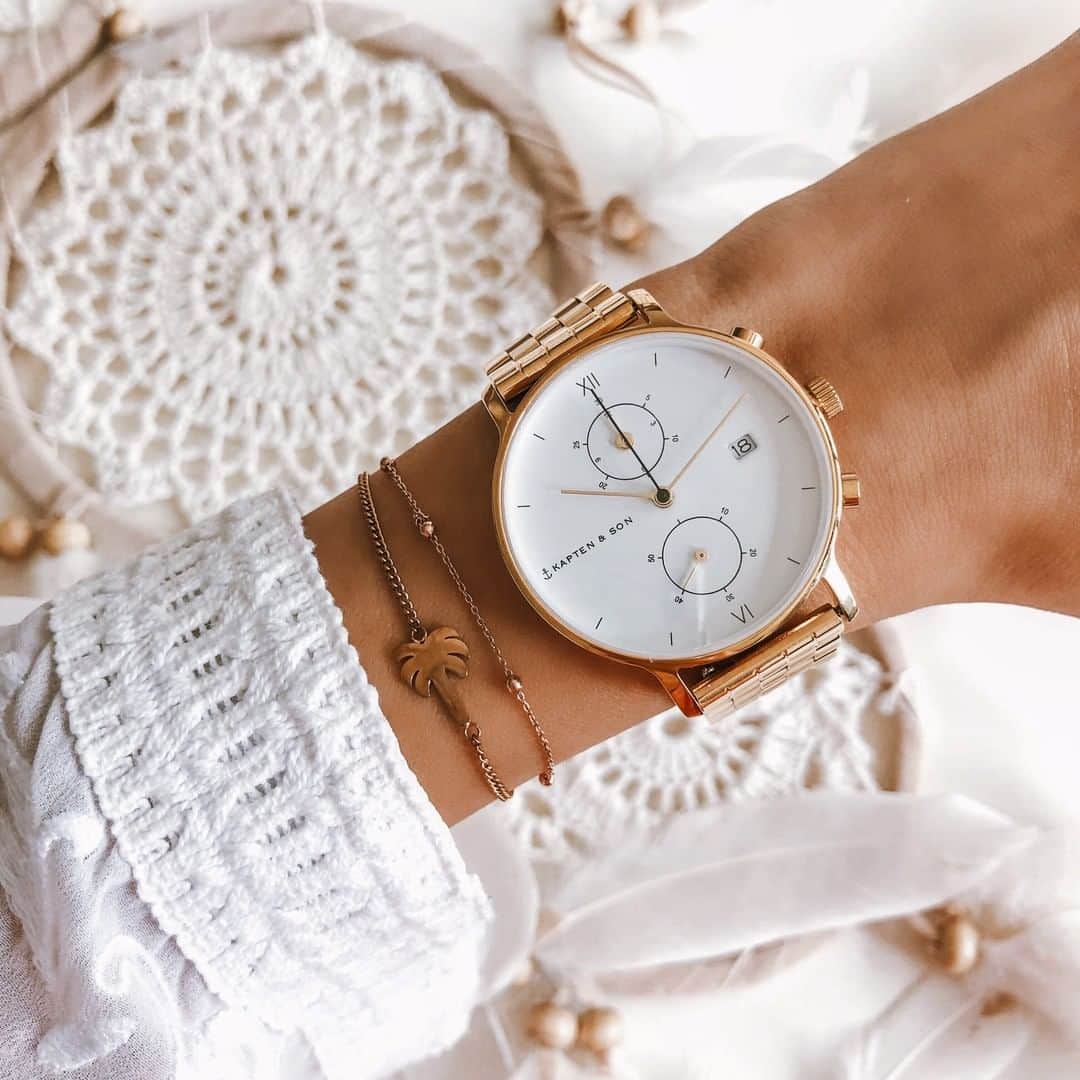 Kapten & Sonさんのインスタグラム写真 - (Kapten & SonInstagram)「'Start where you are. Do what you can. Use what you have!' ✨ Our favorite Chrono Small Gold Steel is the perfect detail to your summer outfit! ☀️ #bekapten #kaptenandson⁠ .⁠ .⁠ .⁠ #watches #watcheslover #watchesofinstagram #summerfashion #summertime #fashionaddicted #ootdfash #outfitdaily #outfitinspo」7月23日 14時30分 - kaptenandson