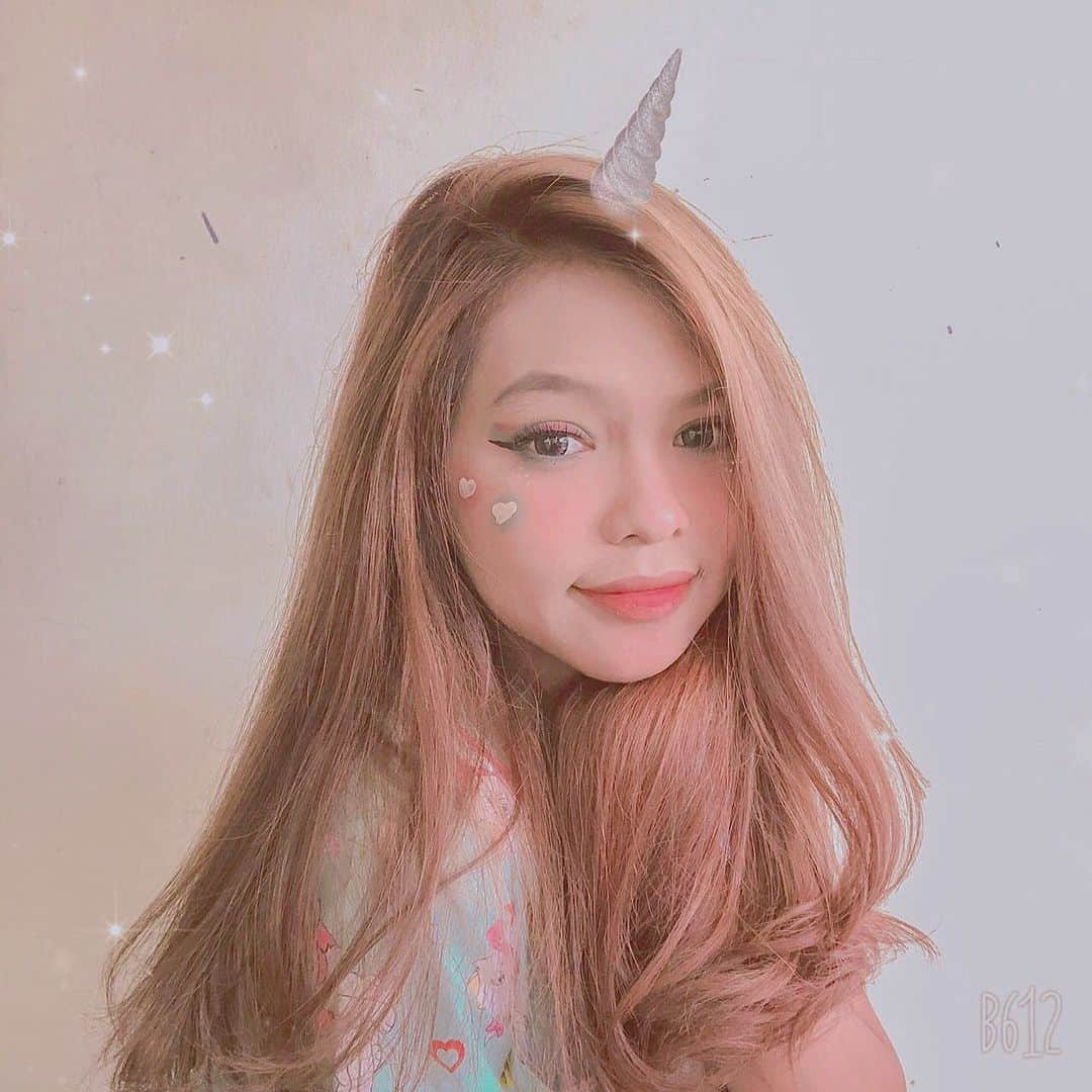 B612さんのインスタグラム写真 - (B612Instagram)「What would it feel like to be an unicorn? . . . #B612 #B612selfie #Unicorn #Unicornfilter Credits to @ayumuliad_」7月23日 15時35分 - official.b612