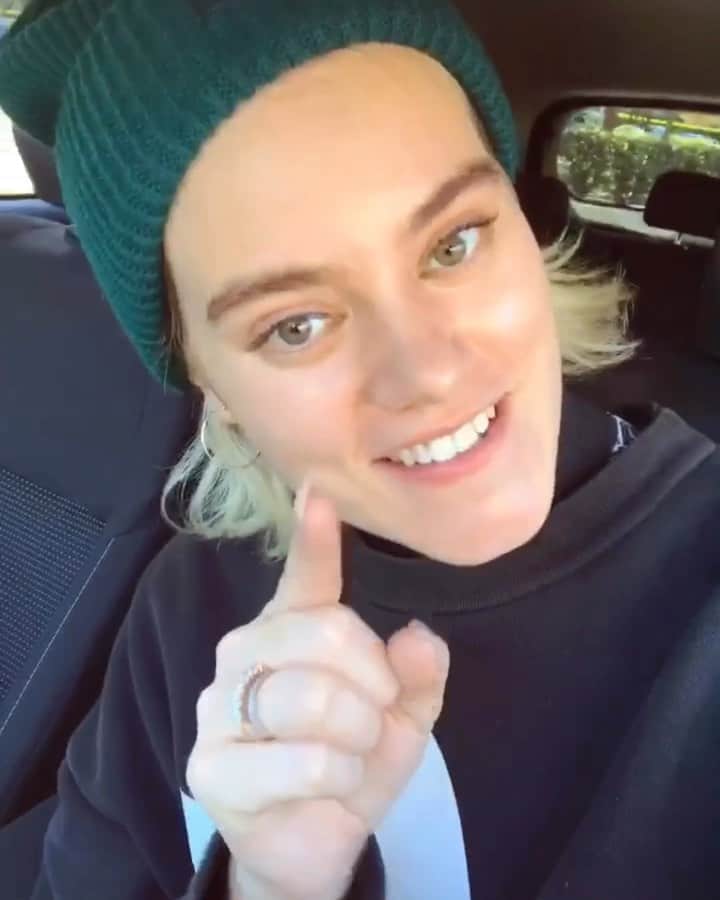 ユナイテッドのインスタグラム：「A little breaking news from @tayagaukrodger — stay tuned for all the details ✌️」