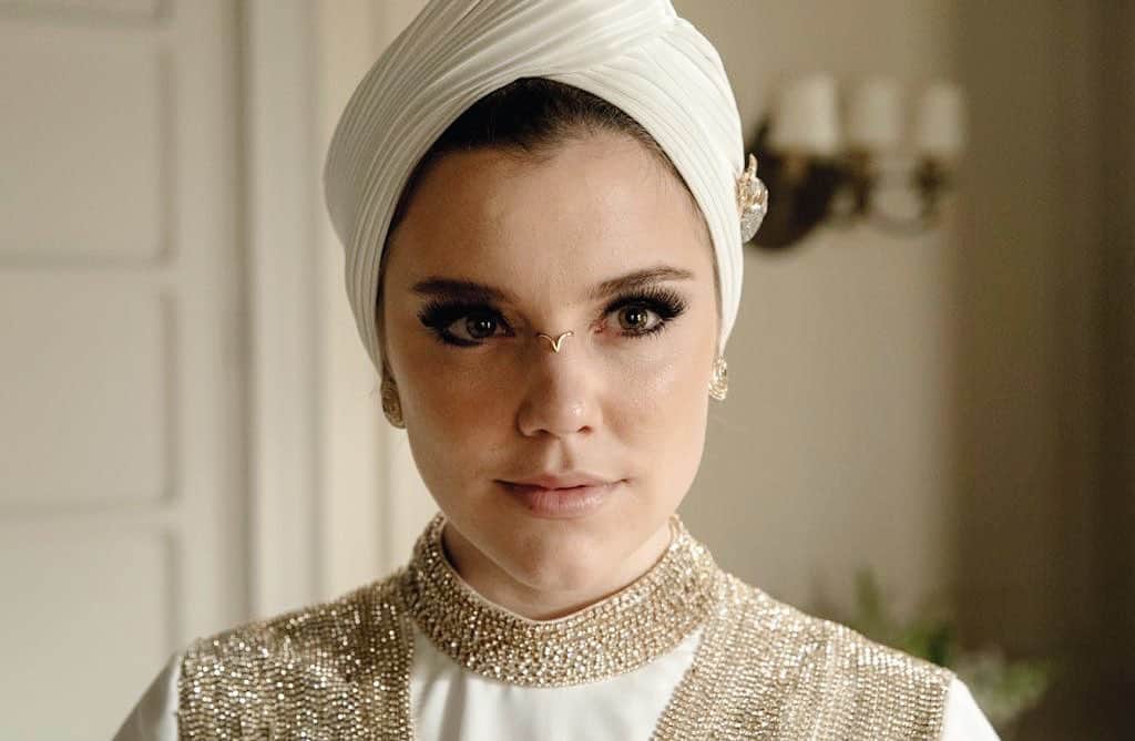 Alice Wegmannのインスタグラム：「olha minha gente essa semana é veneno d+ em #ÓrfãosDaTerra acompanhem foto: Globo / @victorpollak」
