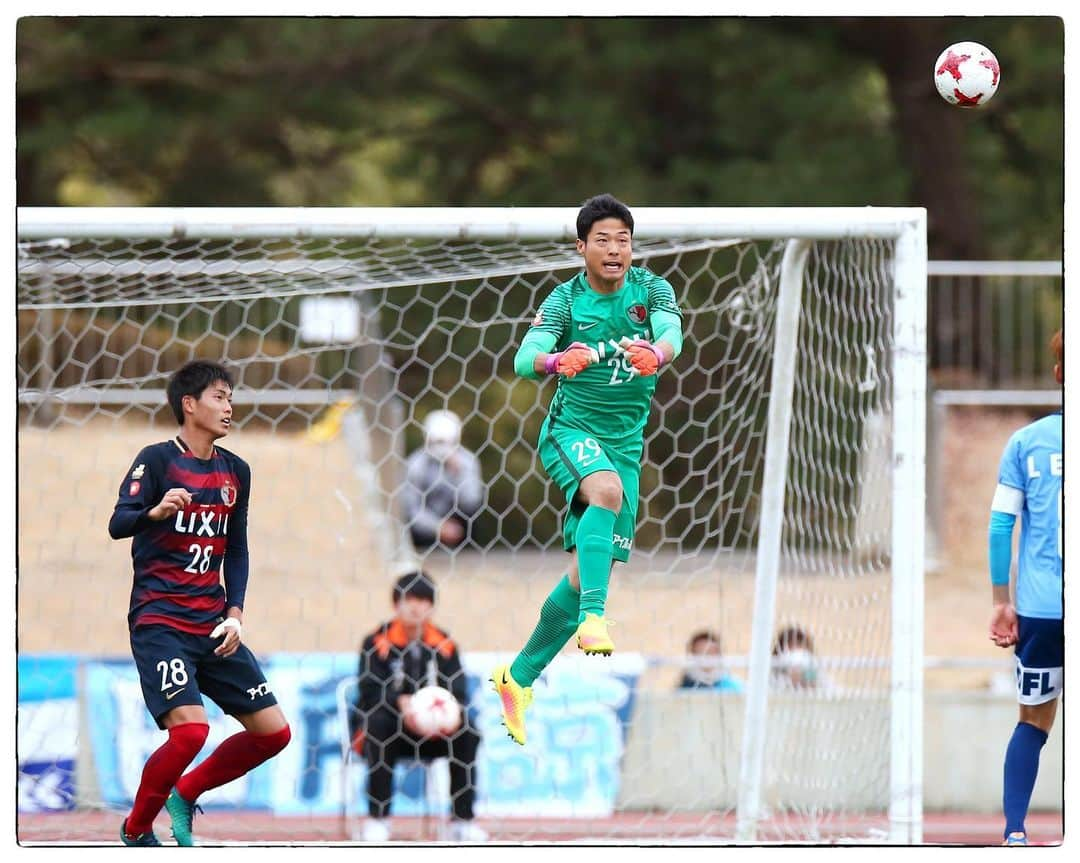 鹿島アントラーズさんのインスタグラム写真 - (鹿島アントラーズInstagram)「今日は、川俣選手の誕生日です！  写真は、ご両親から！  ハッピーバースデー、マティ。これからもよろしくお願いします！  #鹿島アントラーズ #kashimaantlers #川俣慎一郎 #誕生日 #おめでとう #happybirthday #川俣選手の #ご両親 #写真 #ありがとうございました」7月23日 7時45分 - kashima.antlers