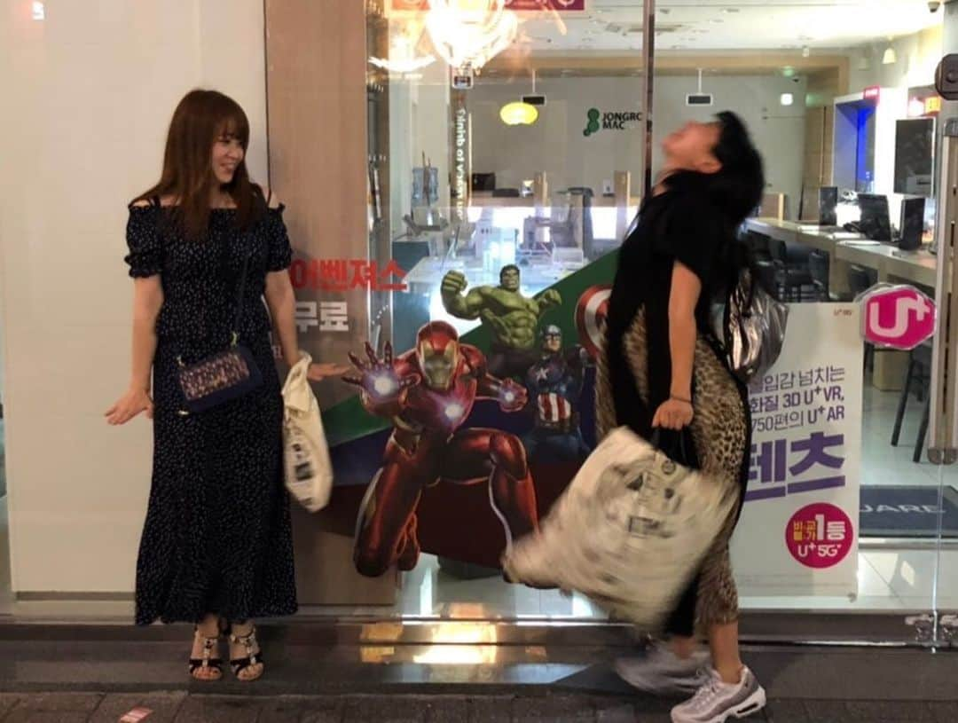 安藤あいかさんのインスタグラム写真 - (安藤あいかInstagram)「大邱にて、あいかちゃんの無邪気ショット📸です  #かわいいだろ #35歳 #可愛いって思ってくれる人がタイプ #大邱 #eworld #遊園地  #最初で最後の2人きり海外旅行 #3回目」7月23日 8時38分 - aikaando