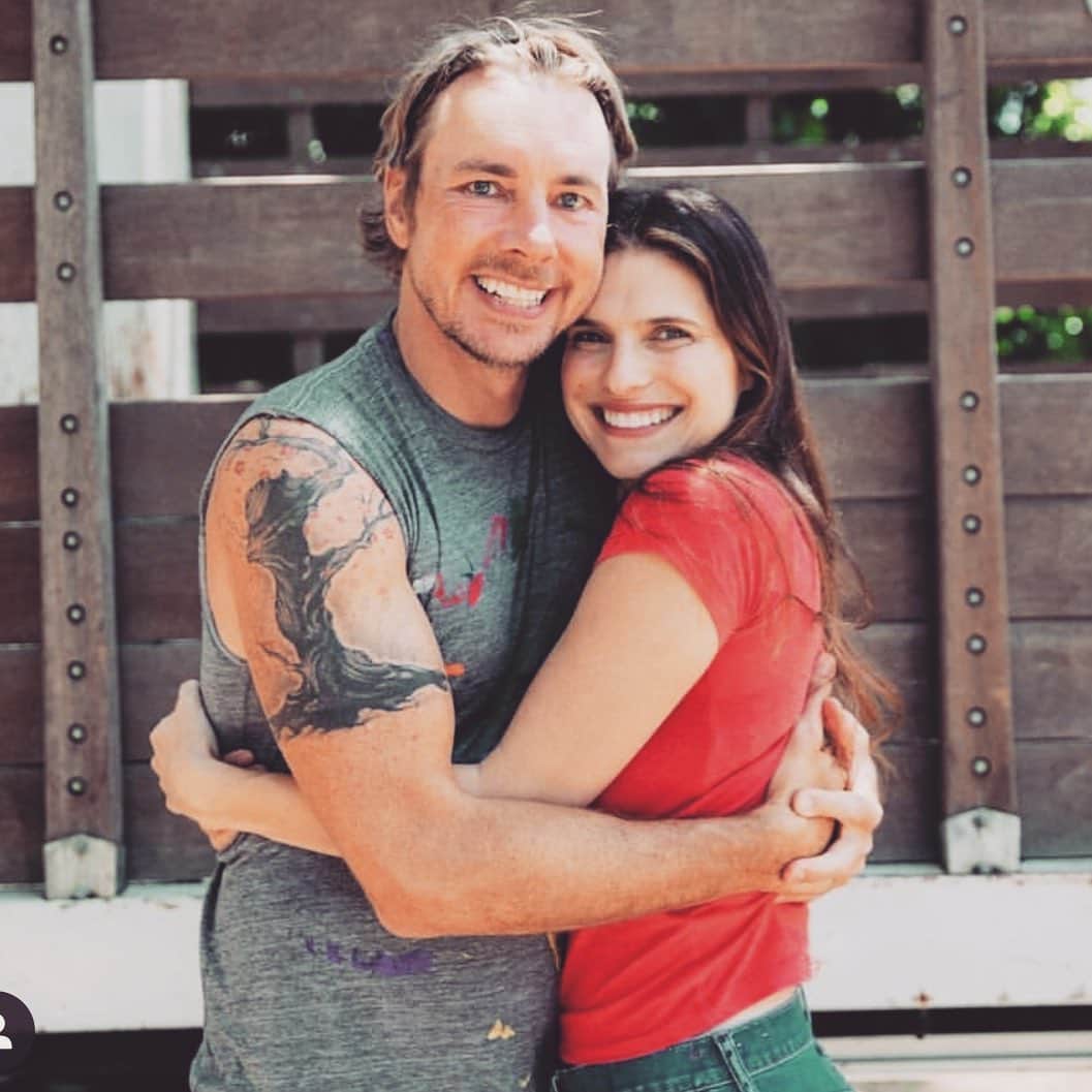 レイク・ベルのインスタグラム：「THANK YOU MY FRIEND/TV HUBBY @daxshepard FOR GREAT COMPANY & CONVERSATION ON @armchairexppod 🍒🍒🍒🍒 @blessthismesstv @abcnetwork」