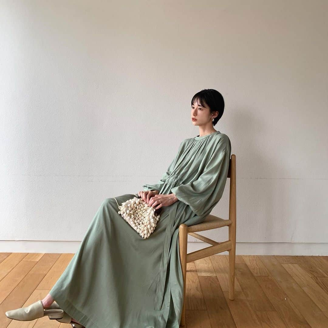 松本恵奈さんのインスタグラム写真 - (松本恵奈Instagram)「明日から発売のこのワンピース。ツボすぎて全色買った⚪️⚪️⚪️ 紐はウエストに巻いても可愛く着れるよ◎ #stylemixer #スタミキ」7月23日 10時51分 - ena1123