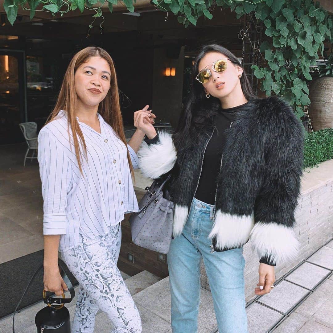 Alex Gonzagaさんのインスタグラム写真 - (Alex GonzagaInstagram)「THE JEJE QUEENS YOW! Give me suggestions what should the classy girls do next? 😆」7月23日 11時12分 - cathygonzaga