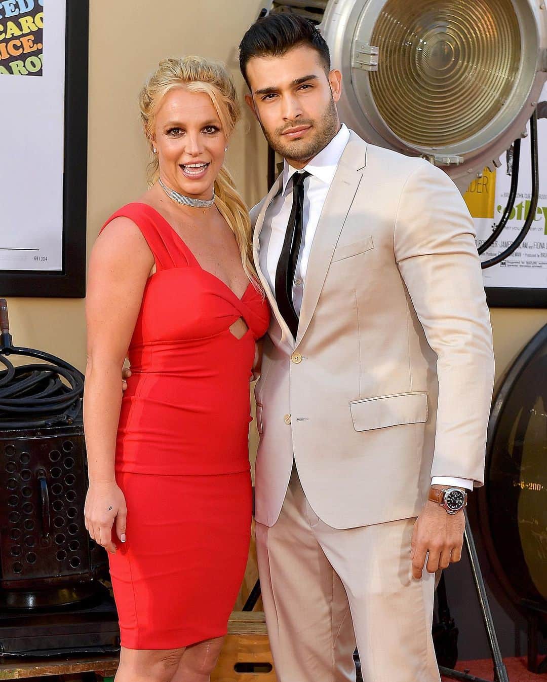 Just Jaredさんのインスタグラム写真 - (Just JaredInstagram)「@britneyspears and boyfriend @samasghari couple up for the premiere of @onceinhollywood! #BritneySpears #SamAsghari #OnceUponATimeInHollywood Photos: Getty」7月23日 12時00分 - justjared