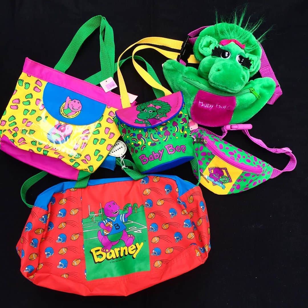 おもちゃやSPIRALさんのインスタグラム写真 - (おもちゃやSPIRALInstagram)「90's Barney Bag いろいろ入荷しましたー！」7月23日 12時05分 - spiral_toy