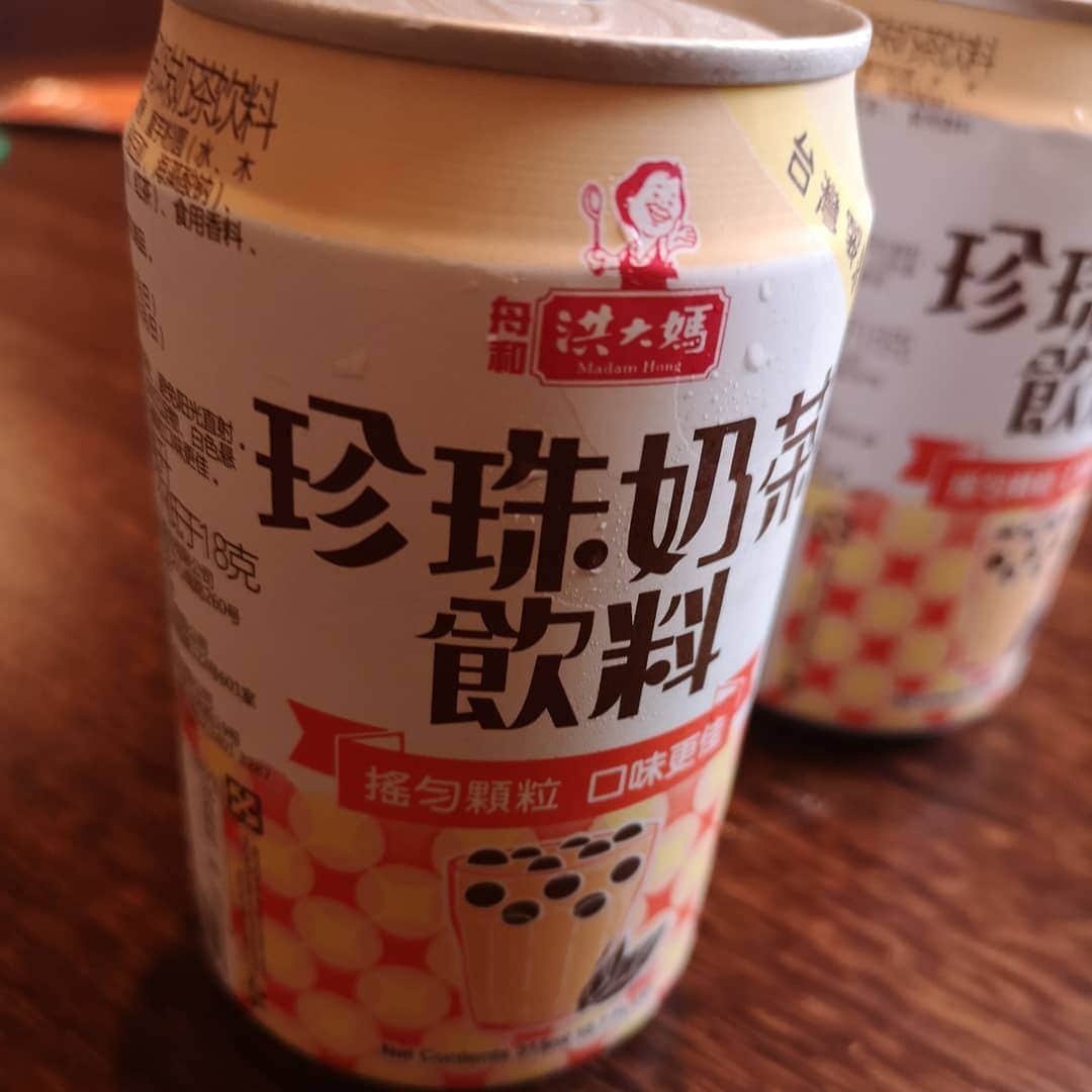 高見こころさんのインスタグラム写真 - (高見こころInstagram)「缶バージョンの台湾タピオカ…  飲んで衝撃を受けた顔。😂 #缶 #台湾タピオカ #衝撃 #飲んだ瞬間 #固まりました #甘すぎる #タピオカが #ん ? #あれです」7月23日 13時31分 - cocoro_takami