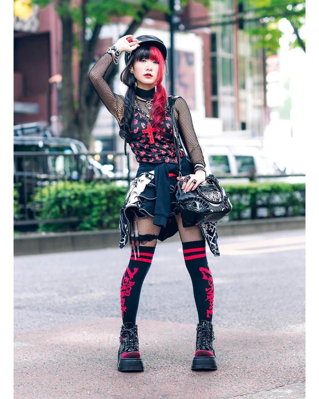 Harajuku Japanさんのインスタグラム写真 - (Harajuku JapanInstagram)「17-year-old Japanese student Remon (@remon1103) on the street in Harajuku wearing a red and black gothic style with a leather hat, Hyper Core jacket, Glavil fashion, Killstar bag, Brindle leather armor rings, and Demonia platforms with Rob Zombie socks.」7月23日 23時35分 - tokyofashion