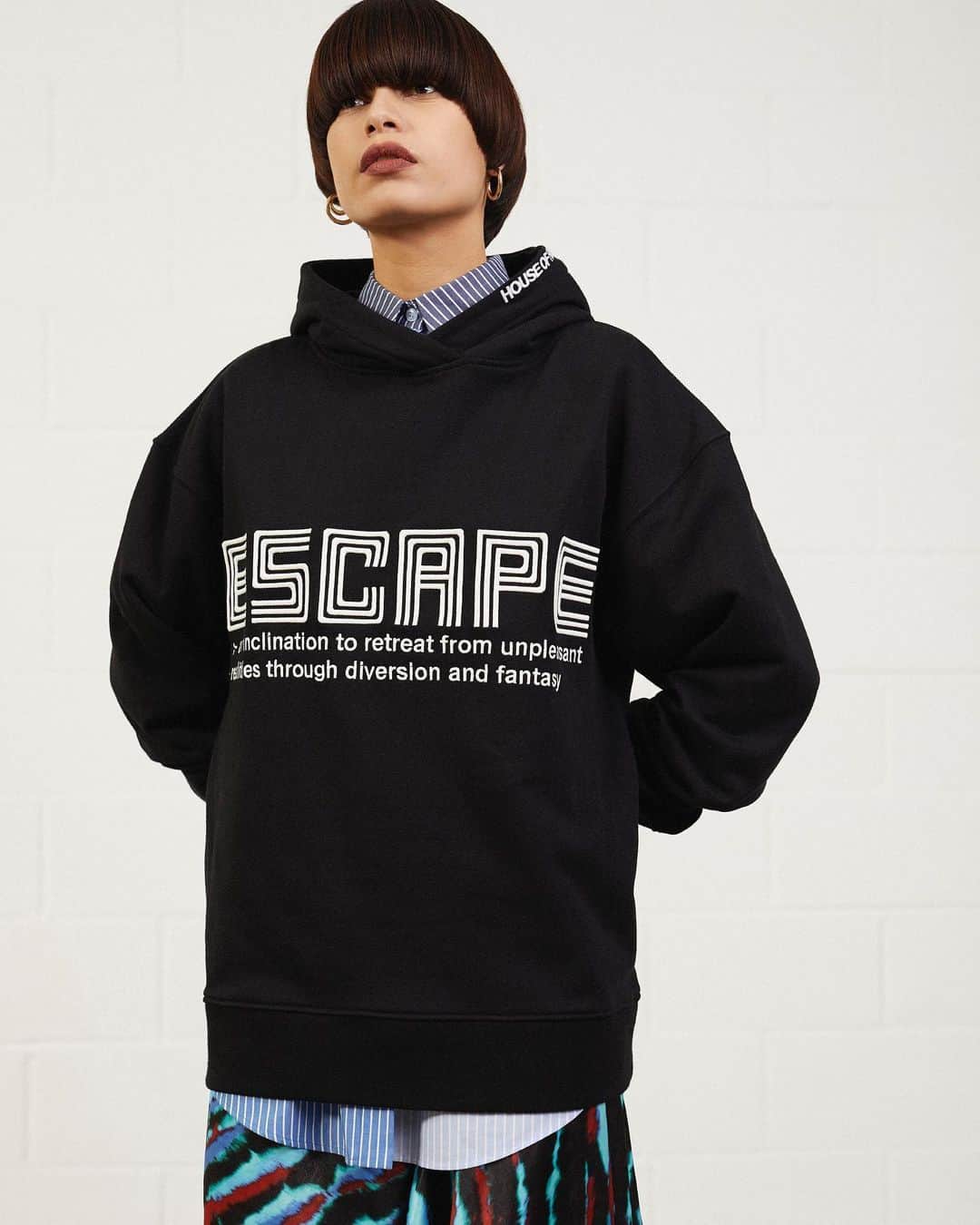 のインスタグラム：「ESCAPE hoodie just dropped. Might be too hot to wear it but the sentiments there. GET ME ON HOLIDAY STAT! #houseofholland #prefall2019」