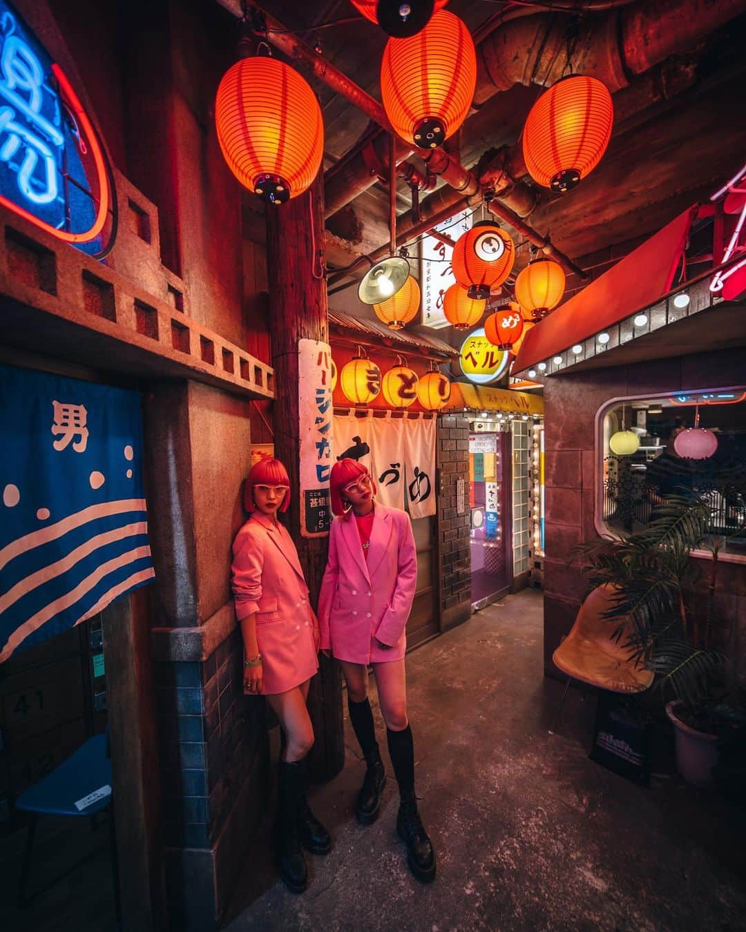 AMIさんのインスタグラム写真 - (AMIInstagram)「🏮🏮🏮🏮 photo by @rkrkrk 🙏💋」7月24日 0時26分 - amixxamiaya