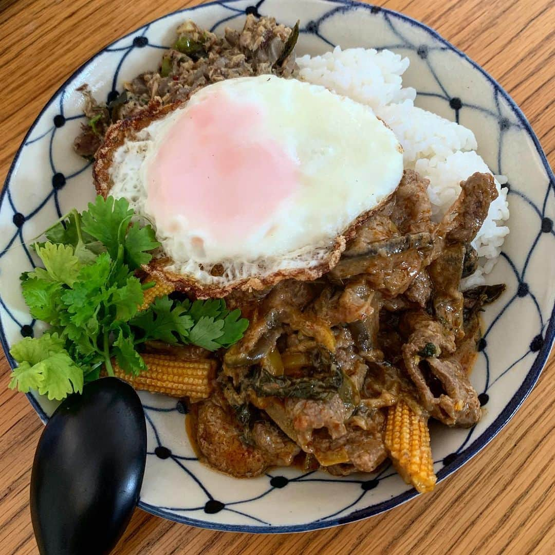 黒沢薫さんのインスタグラム写真 - (黒沢薫Instagram)「#lunch #curry #鯖キーマ #牛肉レッド #yummy #spicy #music #soul #rb #singer #lovelife #instafood #instacook #ハードコアカレーシンガー #あー美味い」7月23日 17時05分 - kaorukurosawa_lovelife