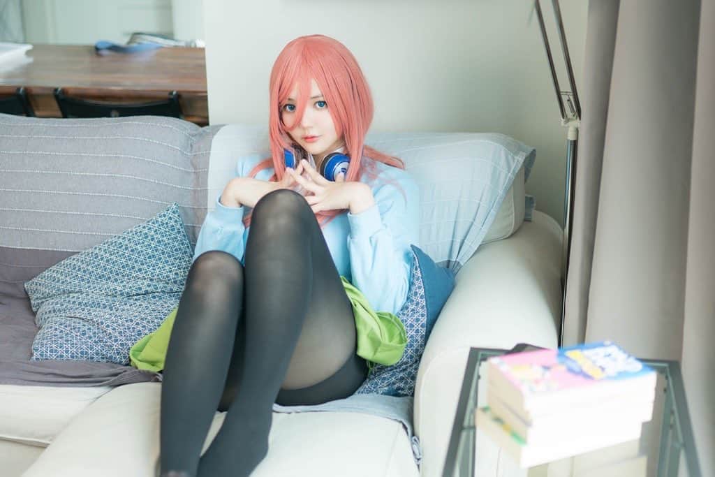 YingTzeさんのインスタグラム写真 - (YingTzeInstagram)「Miku Nakano , Quintessential Quintuplets ❤️✨ I’m thinking of doing a photobook for this series , should I ? 🤔 _ Animangaki 2019 is coming soon in August ~ I will be debuting new photobook and merchandise ! What are you looking forward to ? Do let me know in the comments below ❤️ _ 📸 @17.ambition  #blessed #yingtzecosplay #gotoubunnohanayome #quintessentialquintuplets #mikunakano #nakanomiku #stocking」7月23日 16時58分 - yingtze