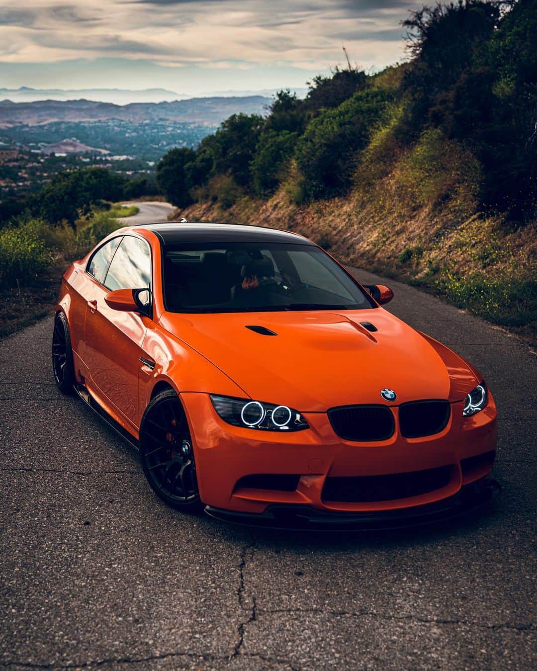 BMWのインスタグラム：「Ride around the winds and curves in beautiful detail. The BMW M3 Lime Rock Park Edition.  #BMW #M3 #BMWM #BMWrepost @limerockm3」