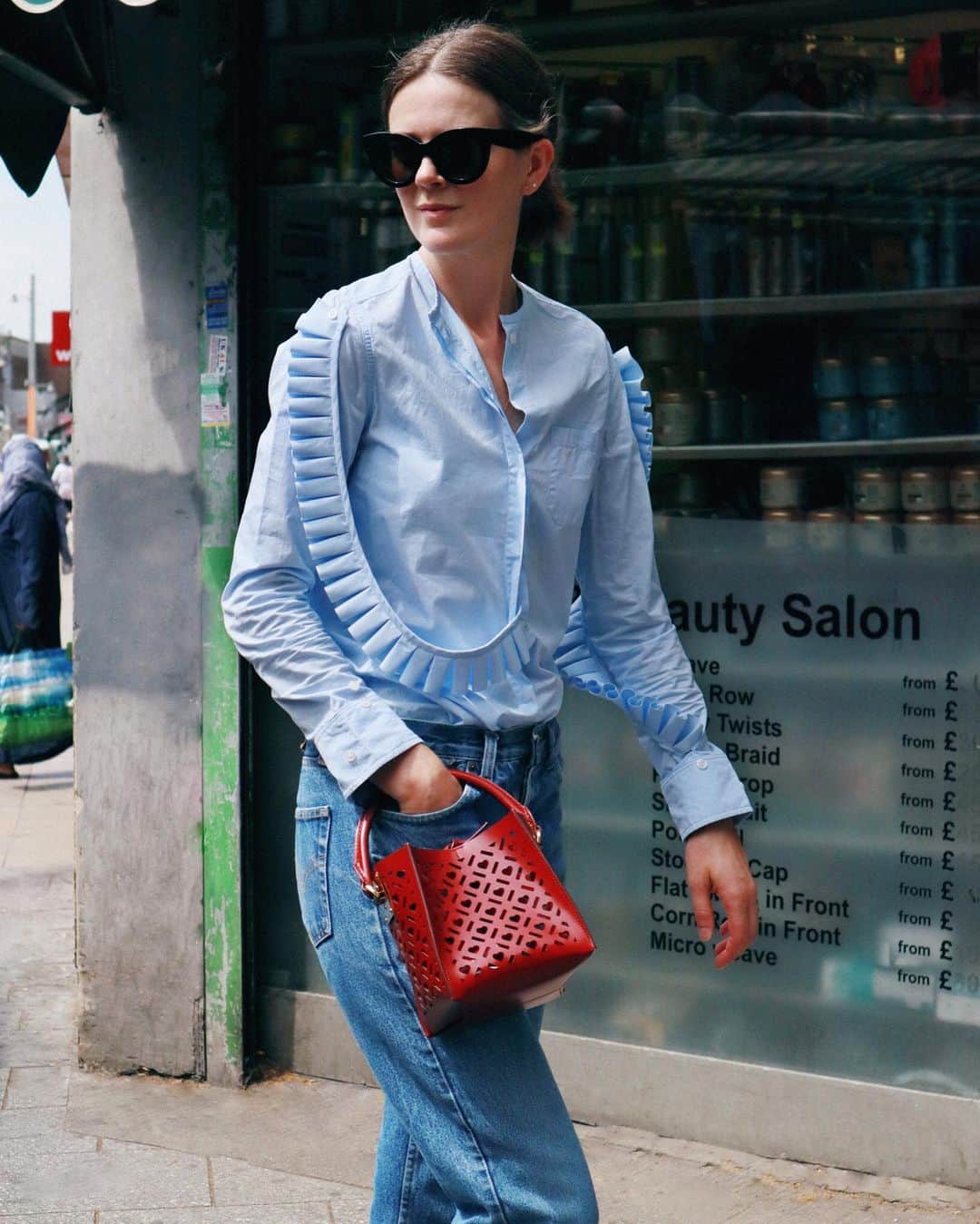 Sophie Hulmeのインスタグラム：「Out and about with the laser cut Albion Cube. Look closely - those are little hearts. As worn by @romillymason ♥️♥️♥️」