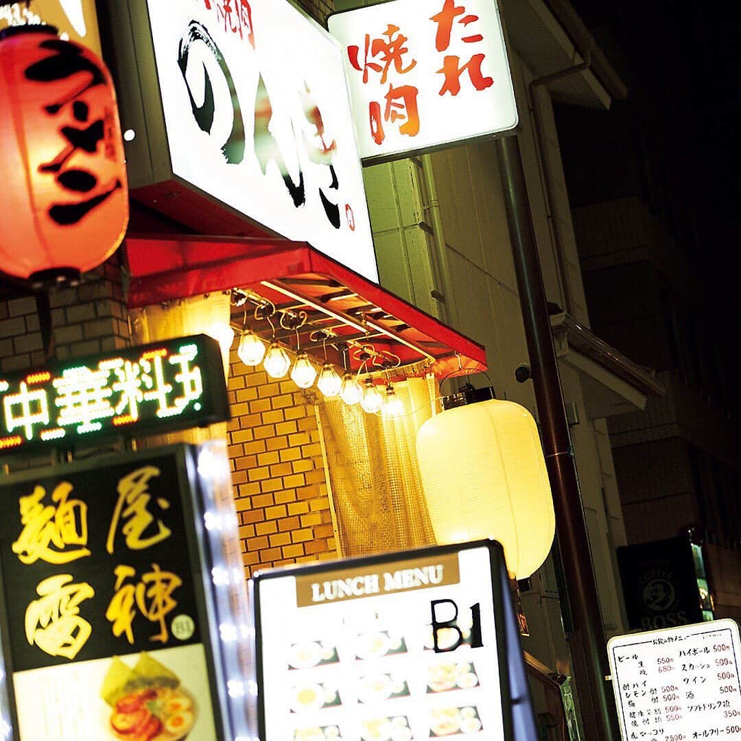東京カレンダーさんのインスタグラム写真 - (東京カレンダーInstagram)「炊き立てごはんをほおばる幸せ！やみつき必至のタレ焼肉 . タレ焼肉界の最先鋒ともいうべき店が『たれ焼肉のんき』。明快でわかりやすいメニュー構成と大衆的な雰囲気、何よりそのタレとお肉のうまさにハマる人が続出。炊きたてのごはんにお肉をバウンドさせて、口いっぱいほおばって！【by東カレ編集部】 . 店名 ▷たれ焼肉のんき 浜松町店 最寄り駅 ▷浜松町 ジャンル ▷肉料理 焼肉・ホルモン 居酒屋・ダイニングバー TEL ▷03-6435-8664 住所 ▷港区浜松町 2-9-1 高橋第3ビル 1F シチュエーション ▷ワイガヤ . #東京カレンダー #東カレ #東カレグルメ #東京グルメ #都内グルメ #tokyocalendar #浜松町 #浜松町グルメ #肉  #肉好き #肉食女子  #大門 #大門グルメ #焼肉 #タレ焼肉 #foodie #yakiniku #tokyofood #japanesebbq #wagyu  #東カレを知らない若者に広めたい」7月23日 18時01分 - tokyocalendar