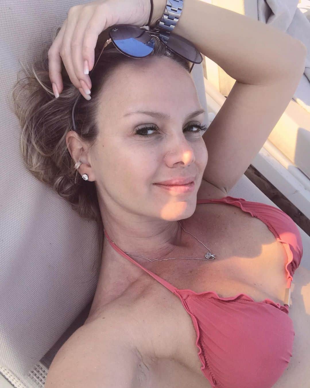 Eliana Michaelichin Bezerraのインスタグラム：「Bom dia meu Brasil!! #italia #sardegna #miniferias」