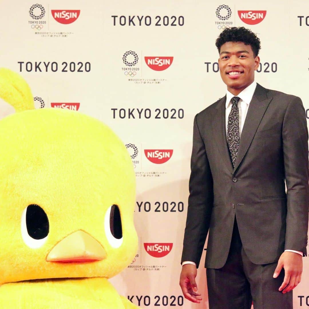 The Japan Timesさんのインスタグラム写真 - (The Japan TimesInstagram)「Rui Hachimura, the 203-cm forward who became the first Japanese first-round pick in the NBA Draft, has been busy. Despite not yet making his NBA regular season debut, Hachimura has seen his fame and marketability skyrocket since the draft. The presence of over 100 reporters and 30 television cameras at the Nissin news conference underscored the former Gonzaga star’s rapid ascent into the public consciousness. Nissin, which is an official sponsor for next summer’s Tokyo Olympics, also endorses Japanese tennis players Naomi Osaka, Kei Nishikori and Yosuke Watanuki. (Kaz Nagatsuka photos) . . . . . . #Japan #RuiHachimura #basketball #NBA #nissin #日本 #バスケットボール #バスケット #スポーツ #🏀」7月23日 19時04分 - thejapantimes