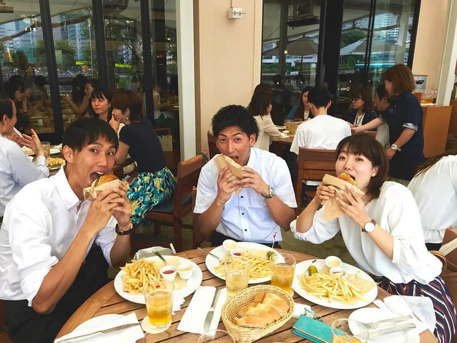 土井杏南のインスタグラム：「Today's lunch🍔#tyharbor インスタ映え狙い。映えてるかな？（笑）」