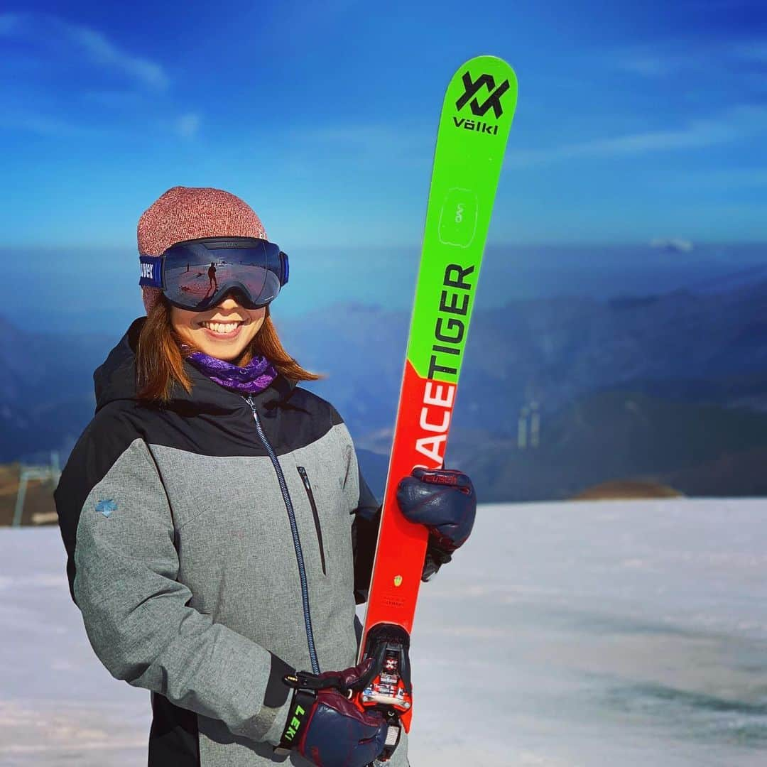 梅原玲奈さんのインスタグラム写真 - (梅原玲奈Instagram)「First training for 19/20 season in Les 2 Alpes is done✅  #training #camp #ski #スキー女子  #coach #スキークロス  #アルペンスキー」7月23日 19時16分 - reina_umehara