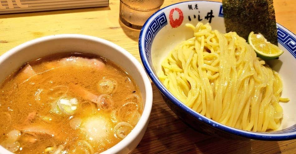 山内もえさんのインスタグラム写真 - (山内もえInstagram)「・ はぁぁん！ 毎日ラーメンかつけ麺食べたい！！！🍜 ・ ・ ・ ・ ・ ・ #つけ麺 #ラーメン #ラーメン大好き #渋谷  #food #delicious_food #金伝丸 #美味しい #グルメ」7月23日 19時18分 - moe.moe.chan