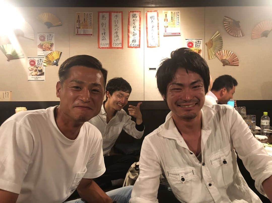 森下俊さんのインスタグラム写真 - (森下俊Instagram)「先日、京都に行ってきました。 森下俊後援会を発足して頂くことなり挨拶回り、会食をしました！！ 話をたくさん聞けて刺激をもらいました。 三重でもなく静岡でもなく京都で後援会を発足してくれるなんて想像もしてませんでした。 ご縁に感謝したいです！ @vogaさんが働きかけてくれてできました。 ありがとうございます😊 まだまだ頑張ります！ 森下俊頑張ります！！ 株式会社アルティム 古田さん 株式会社ライフ・コーポレーション 山田さん 株式会社Y’SGARAGE 桐畑さん 合同会社メタインス 柏木さん 優司法書士法人 上村さん パティスリーYuji京都・宇治 長谷川さん 株式会社スリーアドバンス 竹中さん笑 金彩扇子作家 米原さん 弁護士 佐藤さん 経営コンサルタント 伊吹さん 有限会社楽坐 田中さん ありがとうございます！！」7月23日 19時26分 - 3shunmorishita5