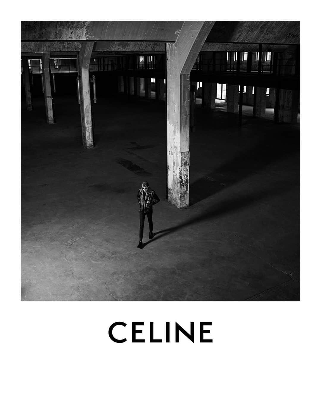 Celineさんのインスタグラム写真 - (CelineInstagram)「CELINE MEN WINTER 19  STEFFEN PHOTOGRAPHED IN BERLIN IN MARCH 2019  AVAILABLE NOW IN STORE AND AT CELINE.COM  #CELINEBERLIN  #CELINEBYHEDISLIMANE」7月23日 20時02分 - celine