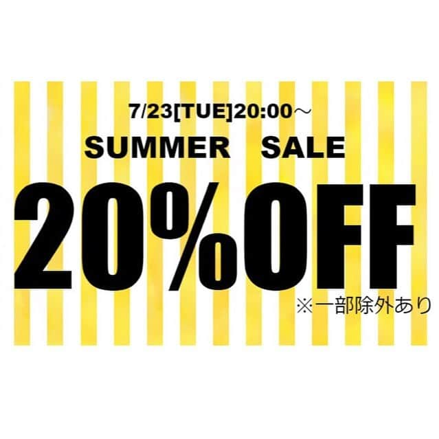 子供服のbig foRE:stさんのインスタグラム写真 - (子供服のbig foRE:stInstagram)「. 🌈SUMMER SALE 20%OFFから🌈 . 🍉夏物アイテム20％OFF〜🍉 今年の新作から誰ともかぶらない去年からのアイテムまでが20％OFF〜となっています✨ 梅雨が明けて本格的に夏になる前に、お気に入りのアイテムを見つけて夏を楽しもう😍 完売商品もでてきているのでこの機会をお見逃しなく…!! . . #子供服 #キッズコーデ #韓国子供服 #kidscode #outfit #おでかけコーデ#海外子供服  #おしゃれさんと繋がりたい #kidsjapan #セレクトショップ #女の子コーデ  #男の子コーデ#女の子ママ#男の子ママ#インポート#ママリ #コドモノ #ベビフル#秋アイテム#お洒落さんとつながりたい#ママハグ#ninas#サマーセール」7月23日 20時04分 - olpemi_