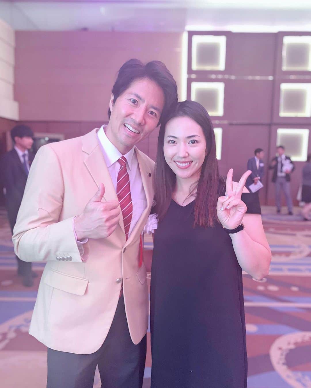 笠りつ子のインスタグラム：「私の憧れ ケインさん😍 ジムが一緒なんですぅ😆 顔もかっこよくて性格も良くて 優しくて運動神経よくて！！ お会いする度にhappyになります🤗💖💖 #ケインりつこ #ケインリツコ #センチュリー21 前夜祭🌟」