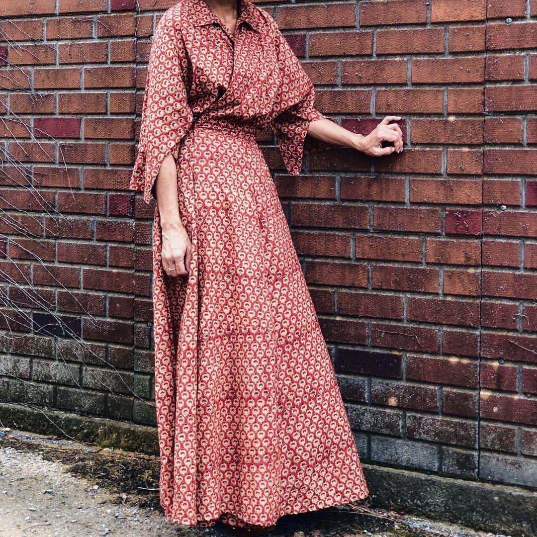 Megさんのインスタグラム写真 - (MegInstagram)「再販のお問い合わせをたくさんいただいておりましたオリジナルドレスですが  再販に向けて動いております！ 今回は新しい柄も販売を予定しております  販売につきましてはまた改めて告知させていただきますのでよろしくお願いいたします  #swellvtg #swelloriginaldress #dress」7月23日 20時23分 - meg_swellvtg