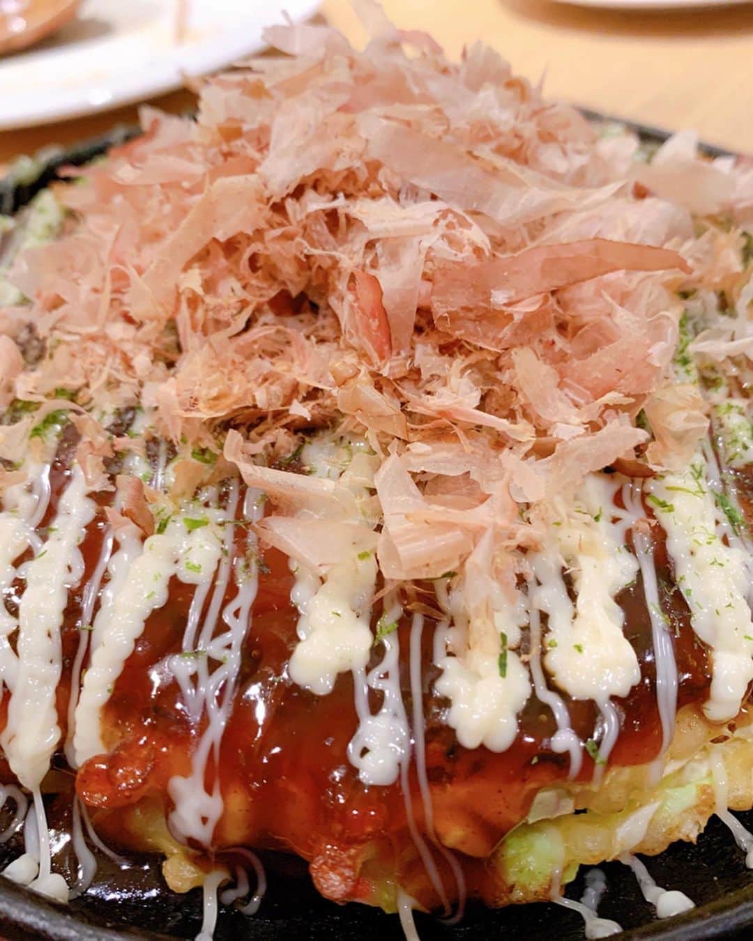 小林涼子さんのインスタグラム写真 - (小林涼子Instagram)「. あほ焼き たこ焼きみたいな味だけど なんも入ってないからあほ〜 🐙 カラーコンタクトで ヘーゼルナッツ色の瞳も たまには、いいでしょう？ . ✈️東京で大阪✈️ #日本 #東京で #大阪 #美味しい #ごはん #世界のごはん #世界のグルメ #グルメ世界一周 #トコ旅 #ダイエットは明日から #美容 #beauty #food #eat #worldfood #tokyo #tokyofoodtransit #tokyofoodtrip  #happy  #먹스타그램 #식사  #吃 #很好」7月23日 20時44分 - ryoko_kobayashi_ryoko