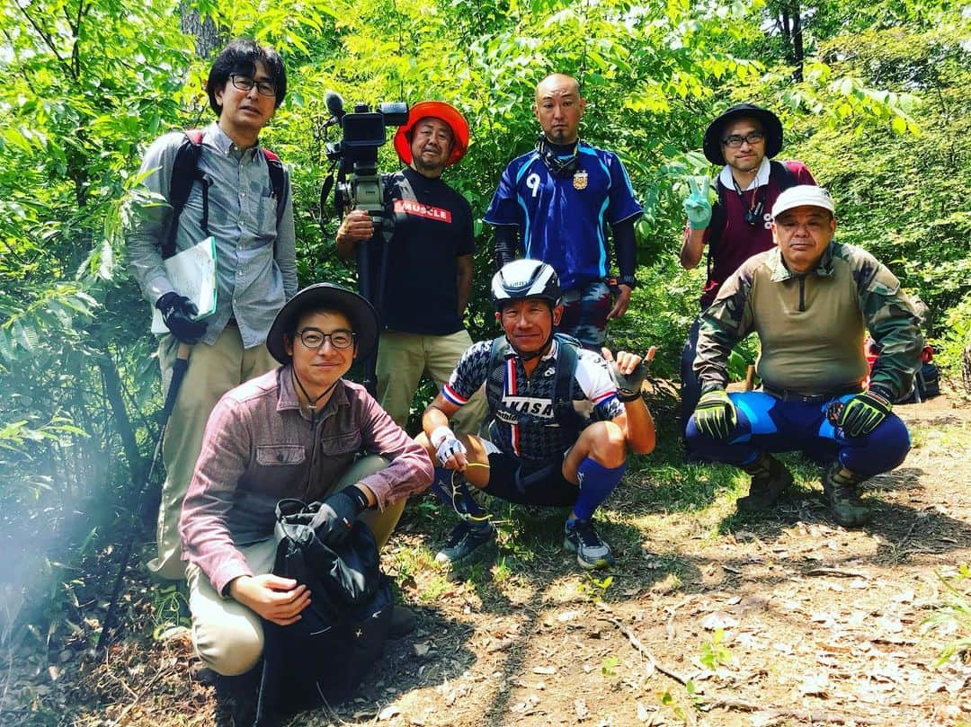 小松正英さんのインスタグラム写真 - (小松正英Instagram)「. 今夜9時からは群馬トリビア図鑑📖  修行の場になっていたという、東吾妻町の観音山を探索してきました⛰💨 ハードなロケをこなしてきたので、是非ご覧下さい🙏🏿笑  #群馬トリビア図鑑 #トリビア #東吾妻町 #観音山 #リポーター #gunma #群テレ」7月23日 20時45分 - masa_fb.ank