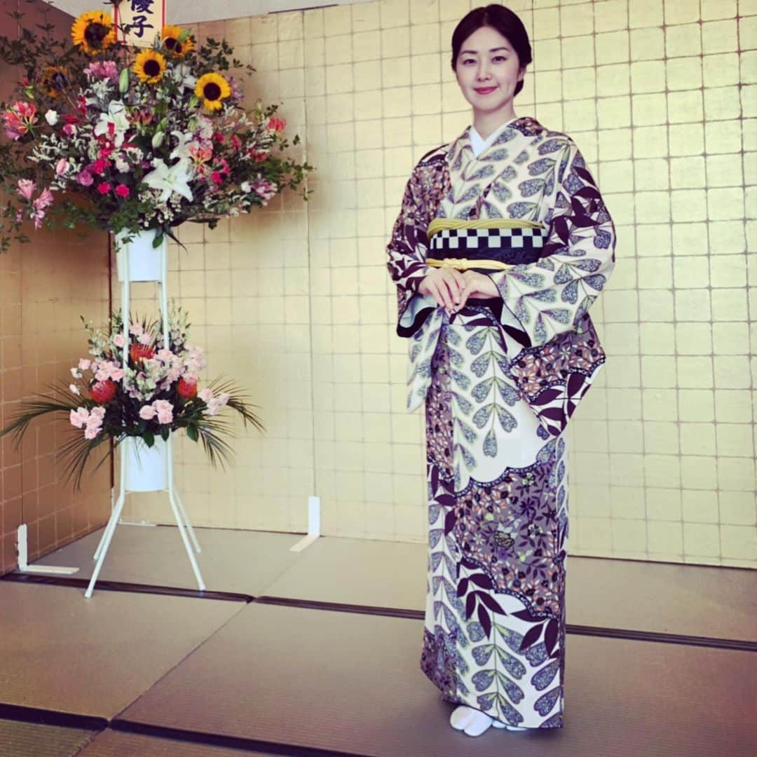 笛木優子さんのインスタグラム写真 - (笛木優子Instagram)「👘 仕事で素敵なお着物をたくさん着せていただきました🥰」7月23日 20時55分 - yukofuekiyumin