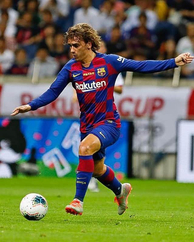 FCバルセロナさんのインスタグラム写真 - (FCバルセロナInstagram)「⚽️ Debut of @antogriezmann 🇫🇷 🇯🇵 #RakutenCup」7月23日 21時03分 - fcbarcelona