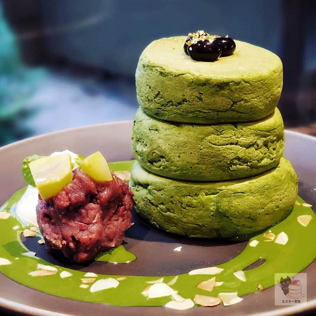 ミスター黒猫（黒猫仙人）のグルメインスタ