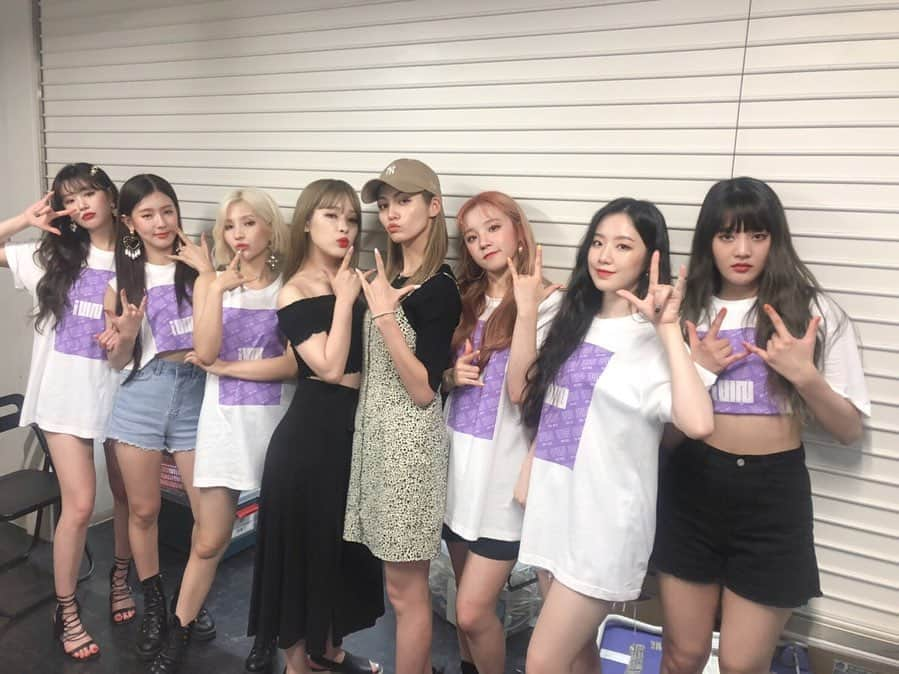 MIYUUさんのインスタグラム写真 - (MIYUUInstagram)「@official_g_i_dle  JAPAN DEBUT SHOWCASE 観に行かせてもらいました🤟  THE GIRLS CRUSH めちゃくちゃカッコよくて 上がりました♥️ 데뷔축하해요 ^^* 넘 멋있었어요!! 그리고섹시하고 귀엽고.. 완전 최고 !! ㅎㅎ  다시만날수있으면좋겠어요 ㅋ  앞으로도응원할께요🥺」7月23日 21時57分 - immiyuu_official