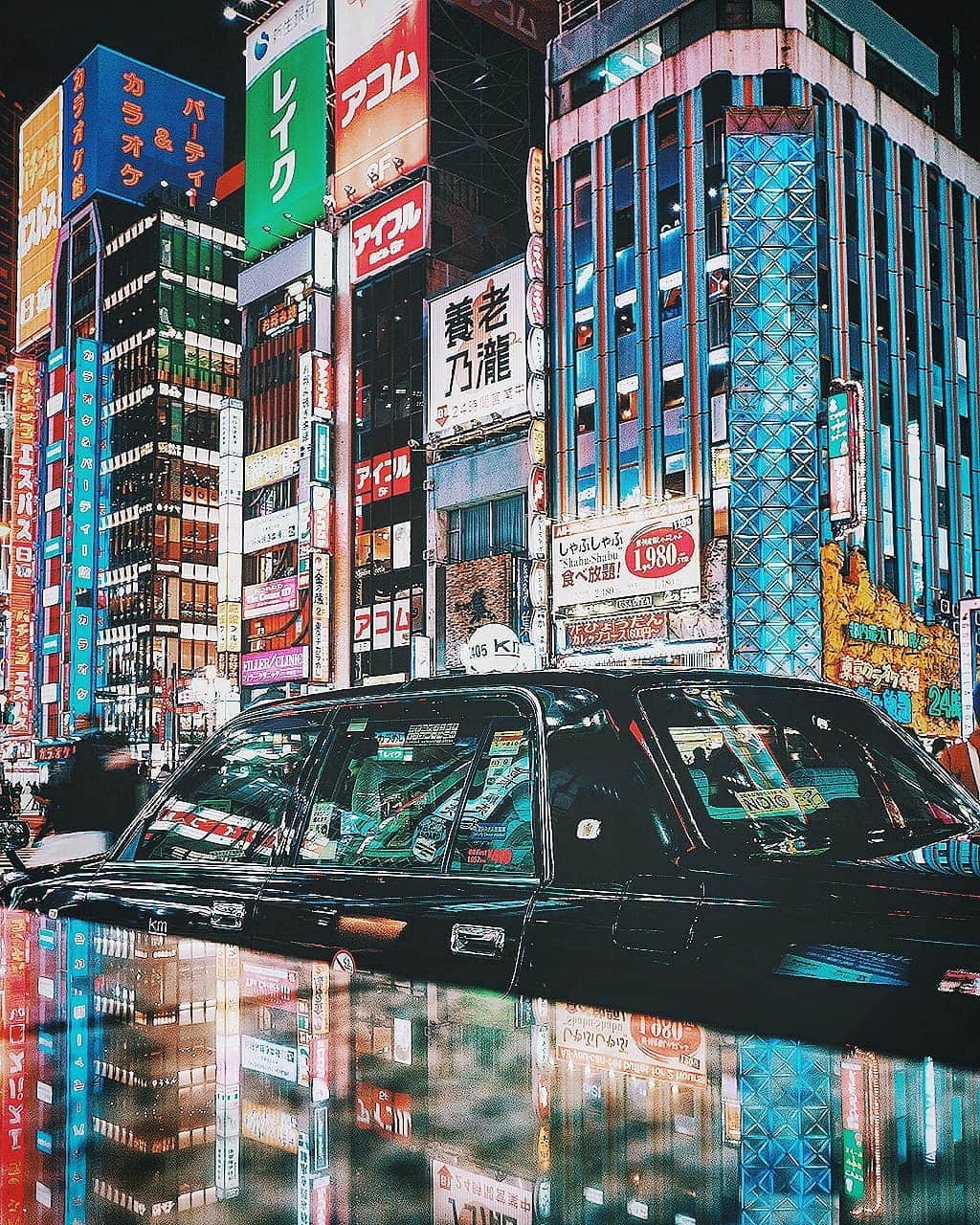 Berlin Tokyoさんのインスタグラム写真 - (Berlin TokyoInstagram)「Reflection. . . . #hellofrom  #tokyo , #japan」7月23日 21時58分 - tokio_kid
