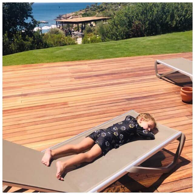 カロリナ・クルコヴァさんのインスタグラム写真 - (カロリナ・クルコヴァInstagram)「Happy to be here again ❤️ #familytime #holiday #summerhouse 😍where is your paradise?  #KK #love #life #noah」7月23日 23時15分 - karolinakurkova