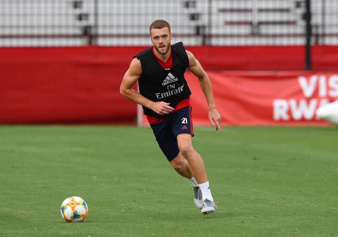 カラム・チャンバースさんのインスタグラム写真 - (カラム・チャンバースInstagram)「Last training session ✅ #arsenalinusa」7月23日 23時23分 - calumchambers95