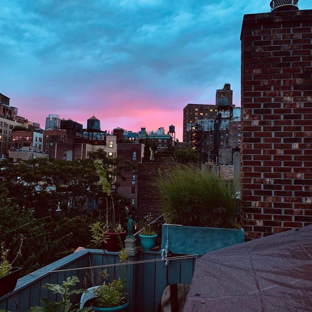JULIEN D'YSさんのインスタグラム写真 - (JULIEN D'YSInstagram)「💖💗💓Magic pink sky tonight #newyork 💗💖💗💗💓💗💗💞#23.july.19#terrasse」7月24日 9時26分 - juliendys