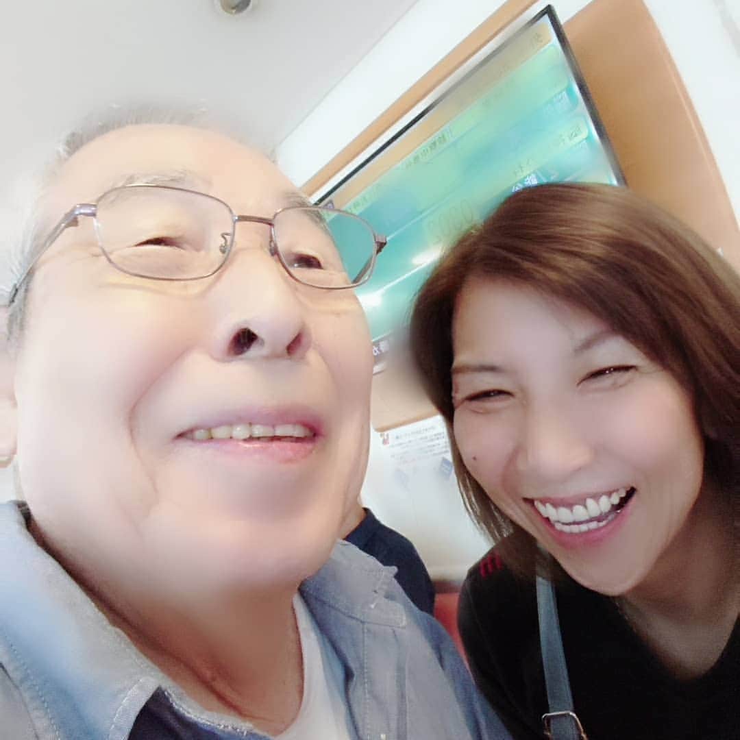 KAORUさんのインスタグラム写真 - (KAORUInstagram)「お父さん、病院終了！ ご機嫌♪  #Marvelouspro #お父さん #病院 #介護生活」7月24日 9時36分 - yukisaku_88