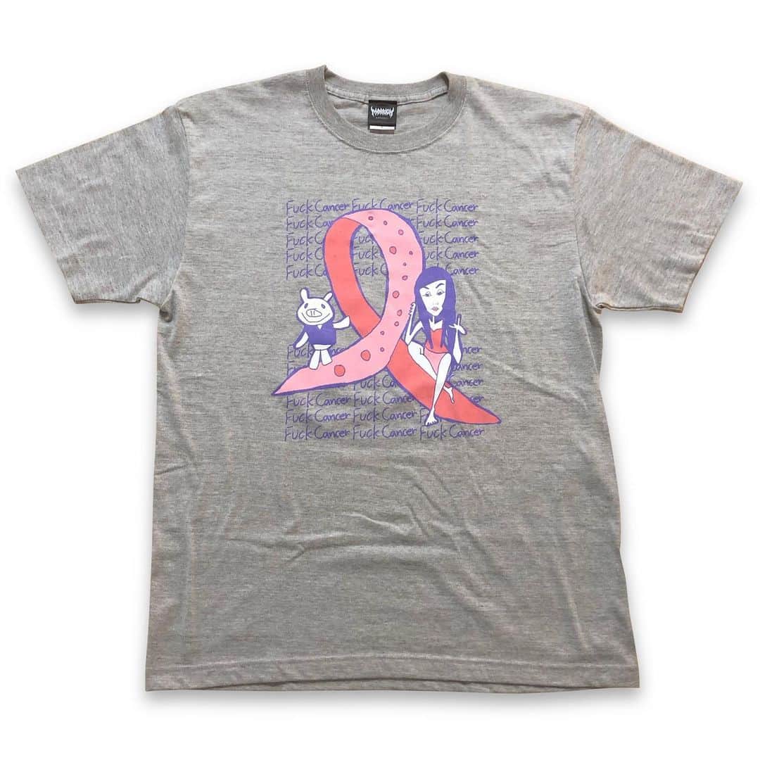 まりかさんのインスタグラム写真 - (まりかInstagram)「Designed by me. get your #fuckcancer shirt from Japanese apparel company @marrionapparel  pre order start today! save $5 and get free 8x10 coupon code ''FUCKCANCER'' ╰(*´︶`*)╯♡ $5 each shirt donate for my cancer hospital @cityofhope  available...black,white and gray M, L, XL, XXL (^ ^)今日からfuck cancer shirt 予約スタートです。アメリカでは、私のオンラインshopから買えます！クーポンコードFUCKCANCER で、$5おふ。私のプロマイドもついてきます。$5ずつ、私の癌の病院に寄付！ 日本では、特製hpがもうすぐ出来るのと同時に、@marrionapparel さんからもうすぐ買えます。  リンクは、私のプロフィールを見てね！💄💄💄╰(*´︶`*)╯♡」7月24日 9時53分 - maricahase