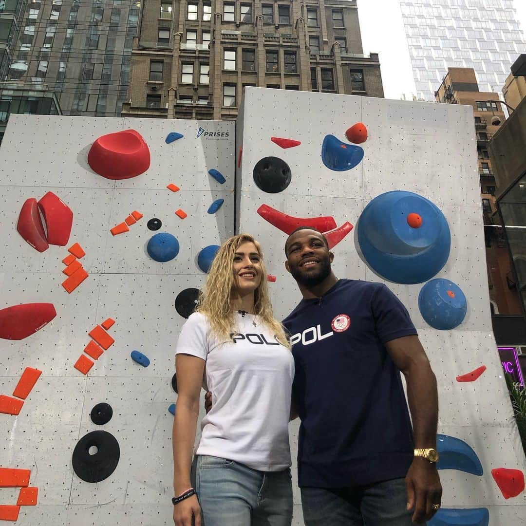 ヘレン・マロウリスさんのインスタグラム写真 - (ヘレン・マロウリスInstagram)「Celebrating One Year Out from Tokyo on @thetodayshow ...had a blast with fellow Olympic teammates ❤️🇺🇸 #thetodayshow #olympics #wrestling #sports #talkshow #athletes #uswnt #soccer #climbing #skateboarding #newsports #teamusa #friendships #nbc #nbcolympics」7月24日 2時05分 - helen_maroulis