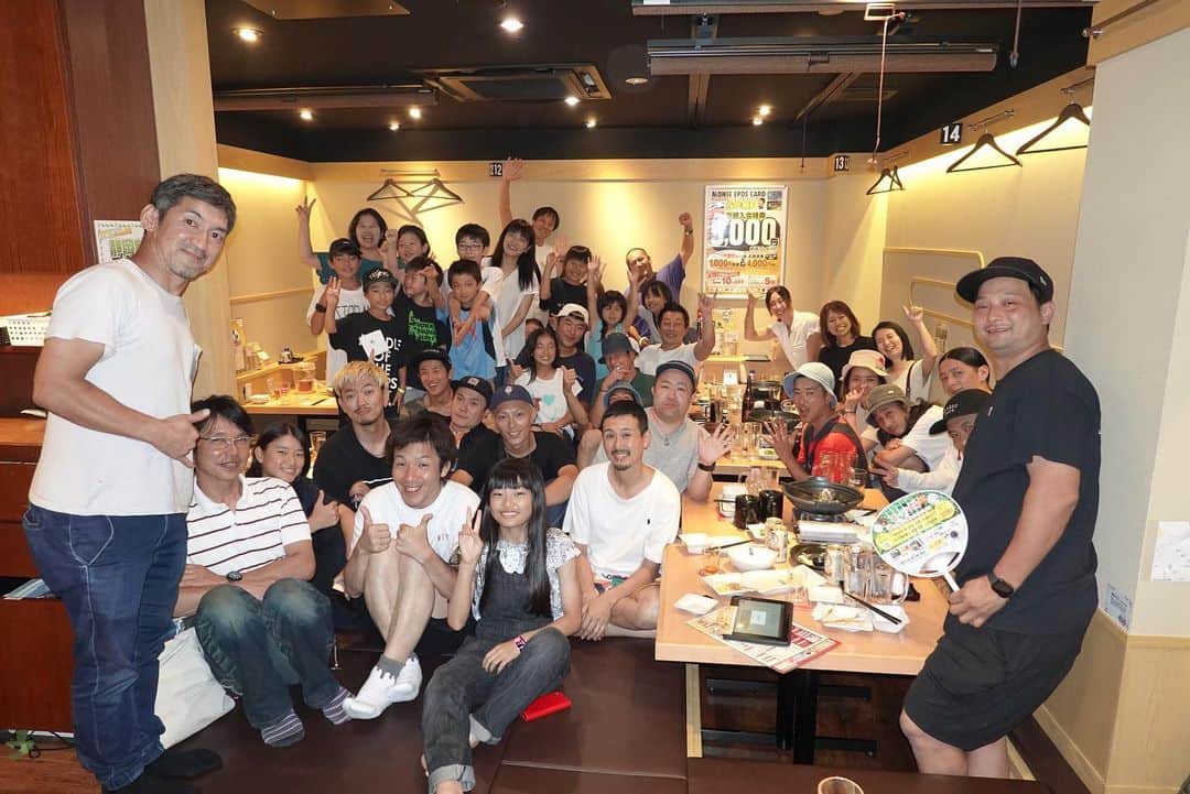 のインスタグラム：「チームBlading👍 沢山話して本当楽しい時間でした！参加してくれた皆んな有難う😆そして集まれて良かった！ また会いましょう👏 #claps #chimeraaside  #clapsstore」