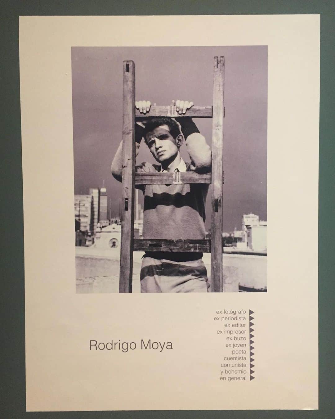 Julen Esteban-Pretelのインスタグラム：「Photo exhibition of Rodrigo Moya at the Museum of the Palace of Fine Arts of Mexico City.  Great photos by an outstanding documentarian. He is so much more than the person behind the lens of the famous photo of Che Guevara smoking cigars. A true inspiration.  Check out his work if you have a chance.  #GustavoMoya #DocumentaryPhotography #CDMX #PalacioDeBellasArtes」