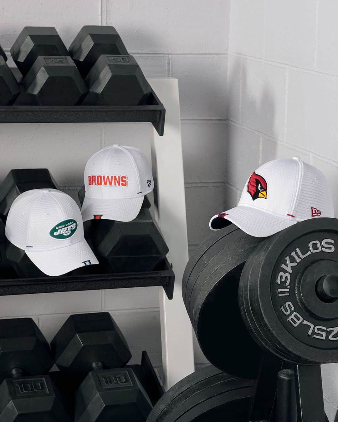 ニューエラ・キャップのインスタグラム：「Raise the bar with the 2019 NFL Training Collection. All teams available in multiple styles at neweracap.com」